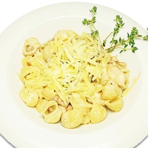 Лумаке Альфредо с курицей